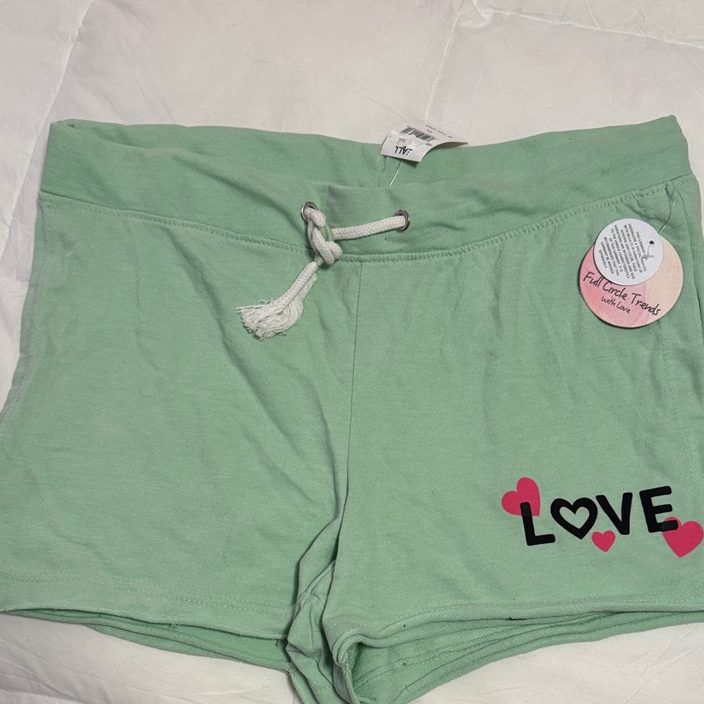 Full Circle Trends Love Print Soft Green  Shorts XL